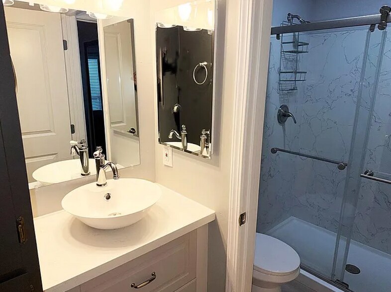 Building Photo - 750 Del Verde Cir