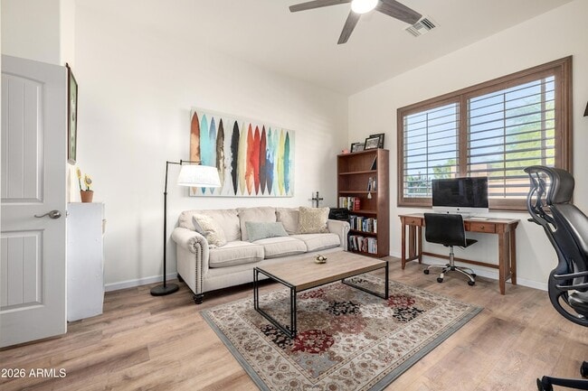 Building Photo - 1415 W Lavitt Ln