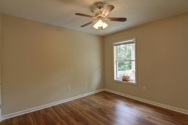 Building Photo - 1850 Cedar Shoals Dr