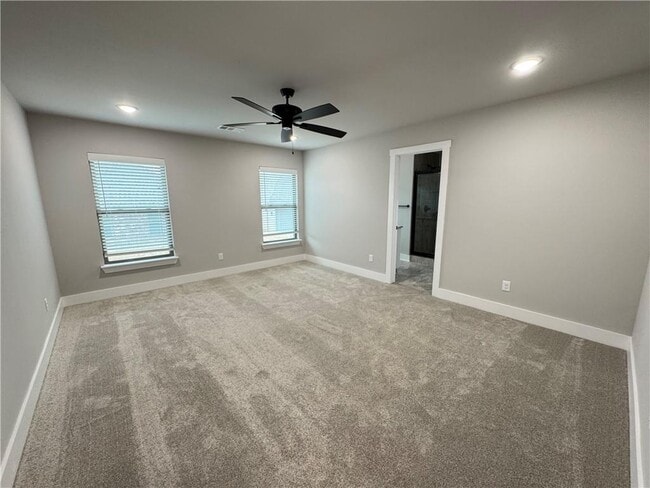 Building Photo - 4203 SW Pawhuska St