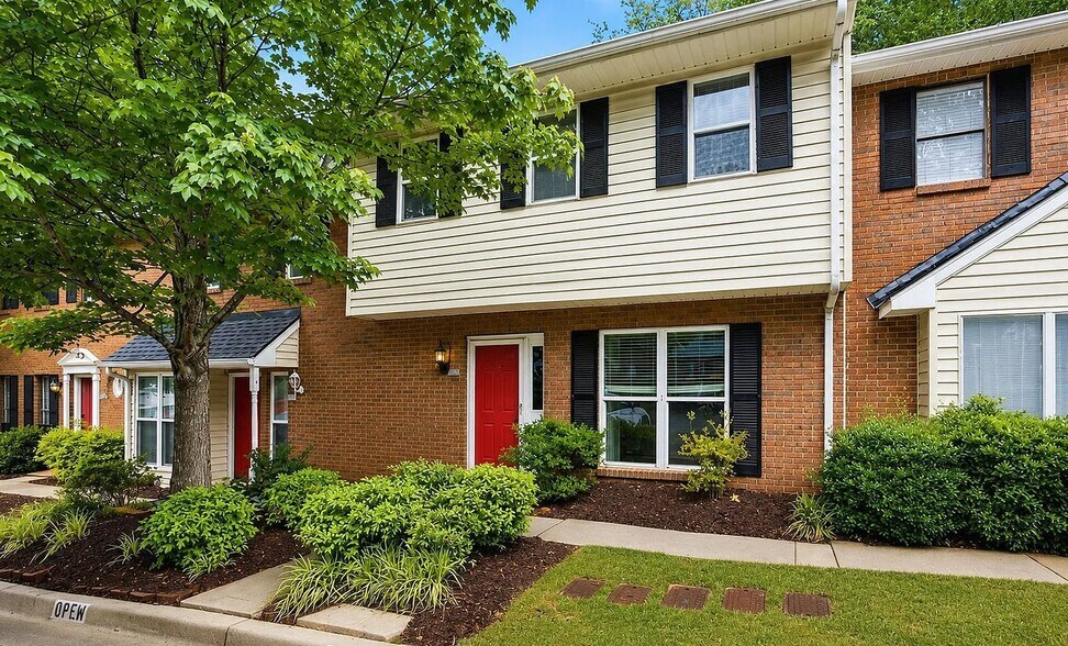 Building Photo - 2270 Newport Landing