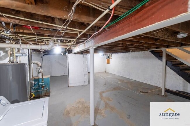 Building Photo - 1410 Dartmouth Ave