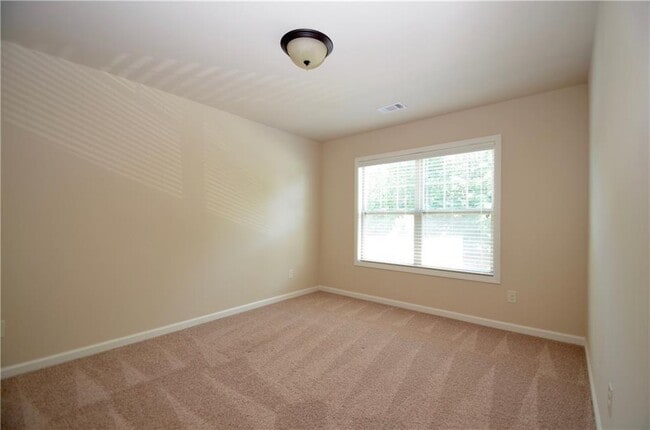 Building Photo - 1040 Delo Ln