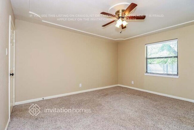 Building Photo - 7533 Clover Ln