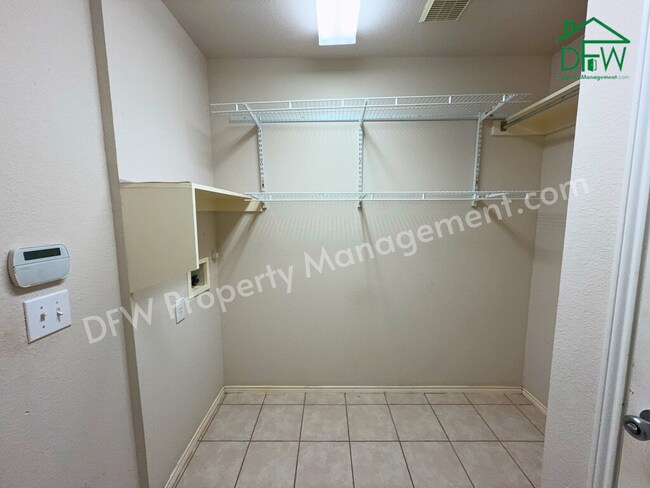 Building Photo - 3024 Peppercorn Dr