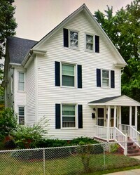 Building Photo - 89 Butler St