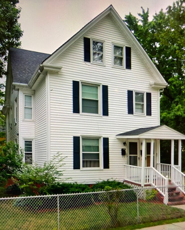 Primary Photo - 89 Butler St