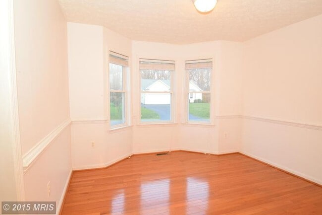 Building Photo - 10122 Chesney Dr