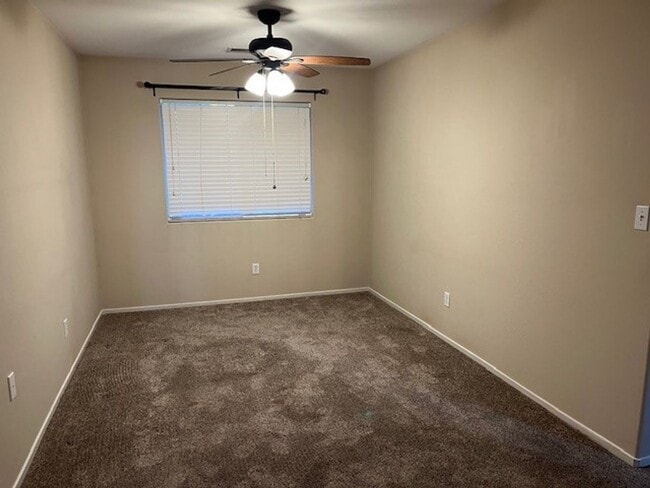 Building Photo - 12313 Quiet Pasture Dr