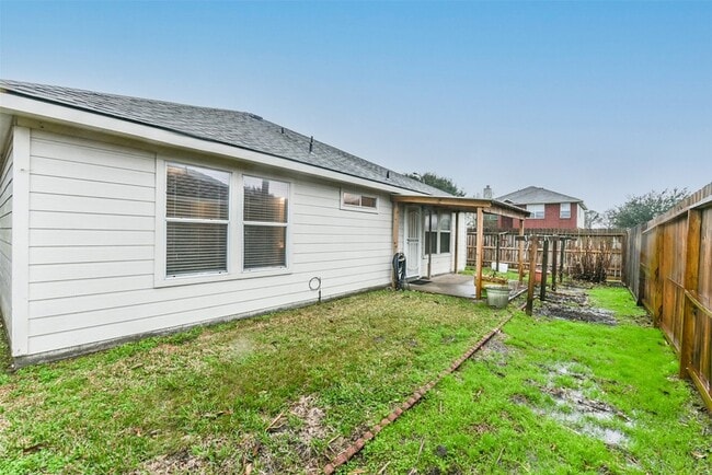 Building Photo - 8322 Kingsbridge Meadow Dr
