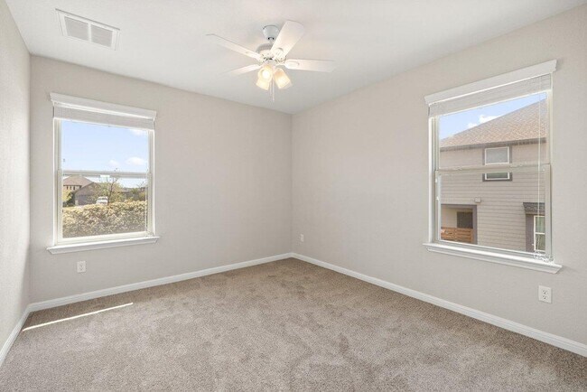 Building Photo - 719 Coconut Grove St