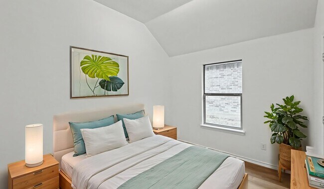 Building Photo - Spacious Single-Story Comfort with Covered Porch in Wilmer