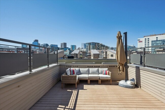 Building Photo - 2900 Inca St