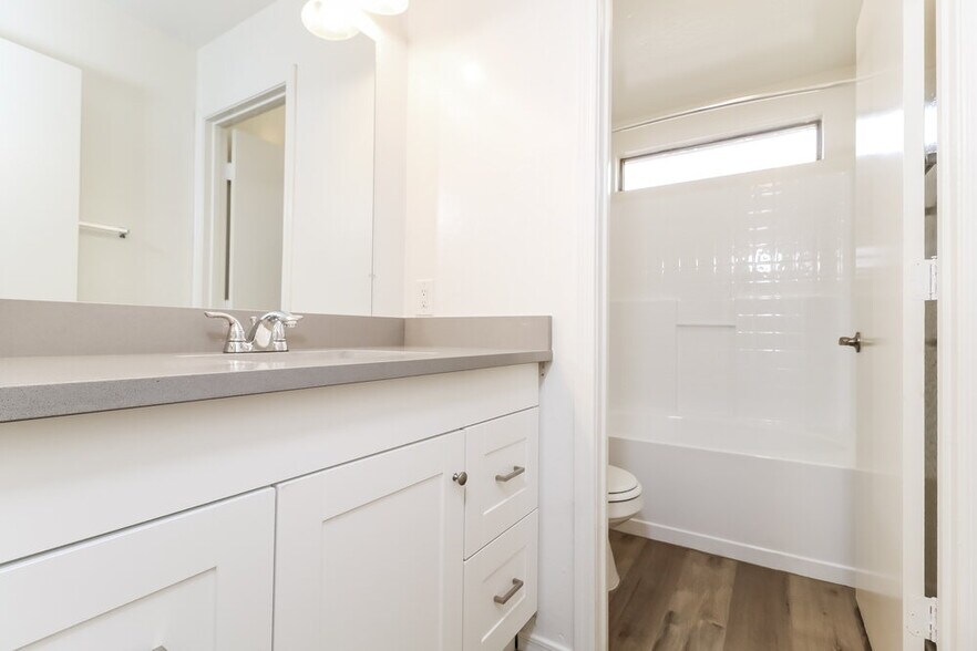 Building Photo - 14002 W Cornerstone Trail