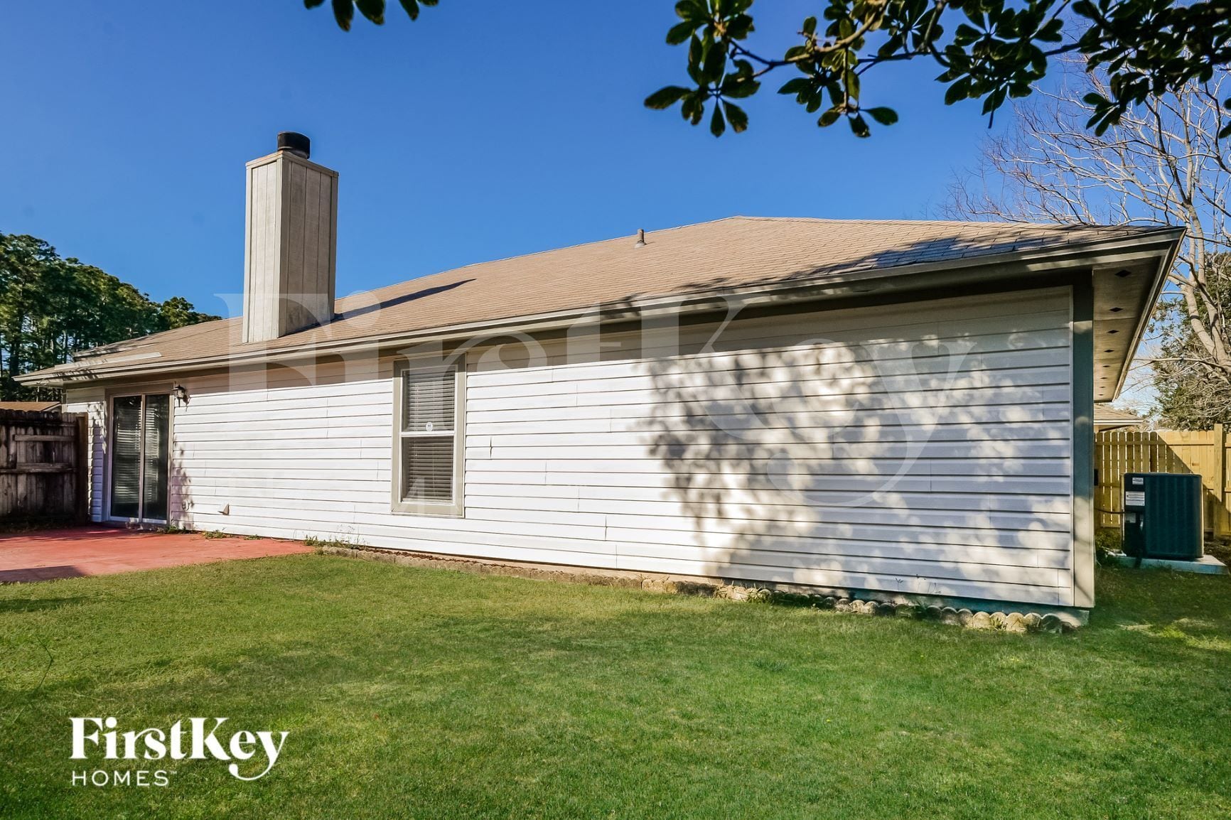 Building Photo - 1915 Ashmore Green Dr