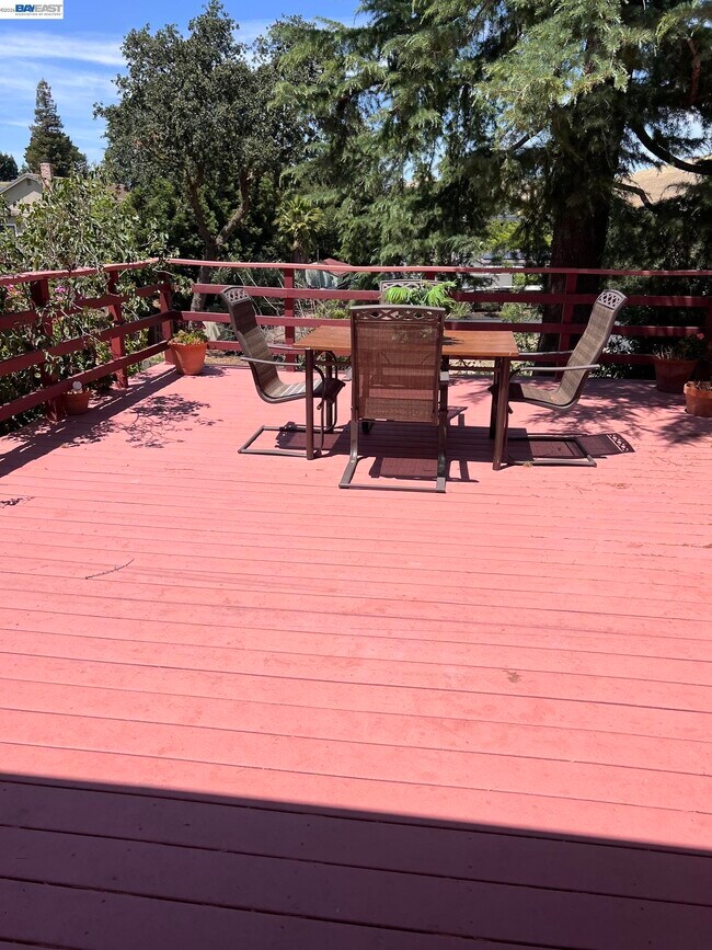 Building Photo - 212 Mountaire Cir