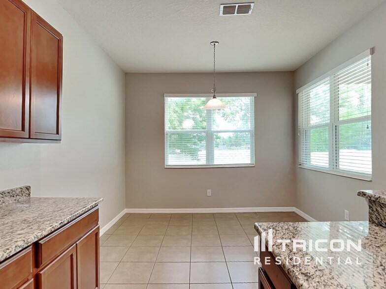 Building Photo - 3208 Macintosh Rd