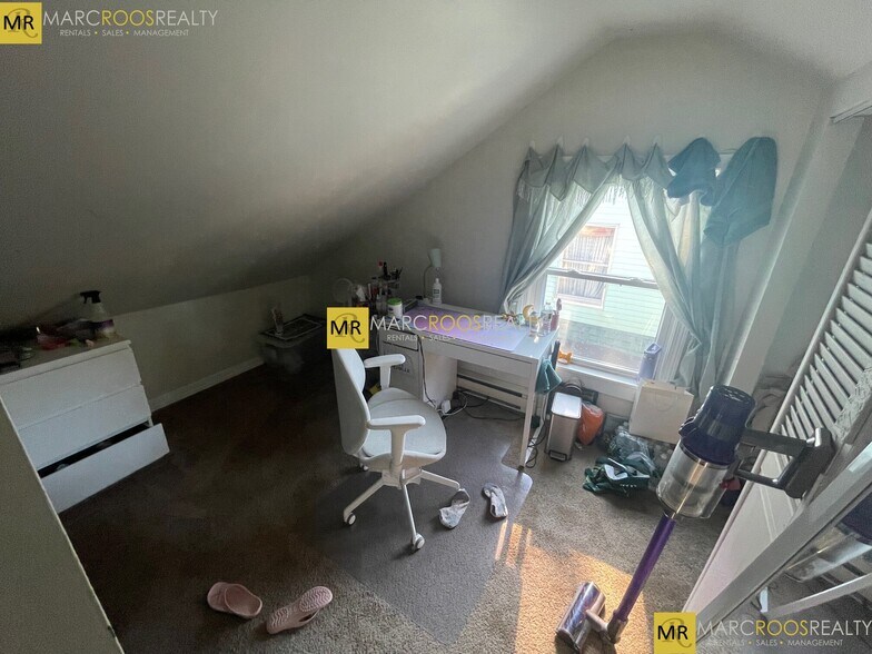 Building Photo - 14 Fairmount St