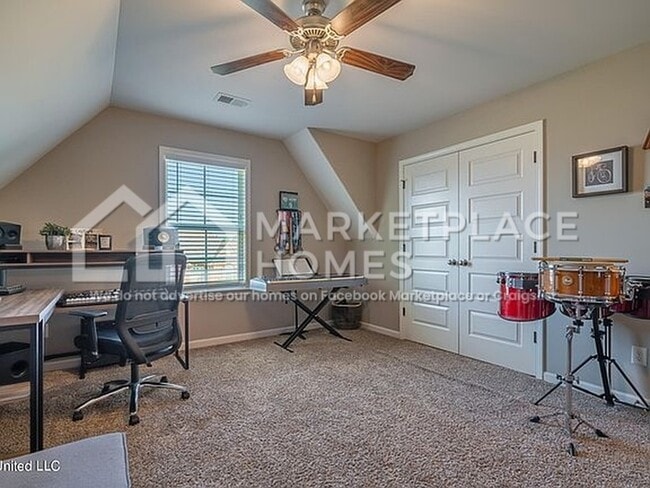 Building Photo - 8295 Blue Ridge Dr