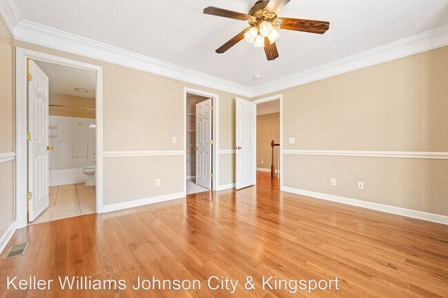 Building Photo - 3 br, 2.5 bath House - 200 Deck Lane # 1002
