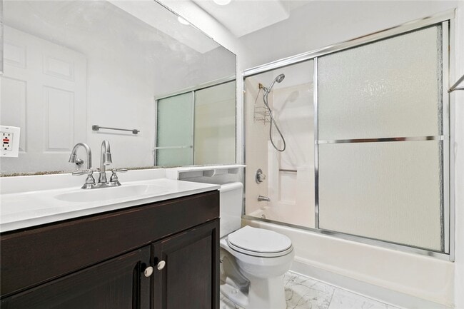 Building Photo - 16940 Chatsworth St