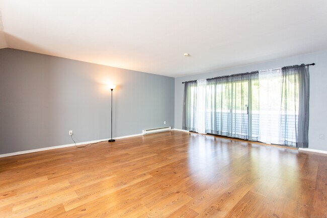 Building Photo - 146 Candlewood Dr