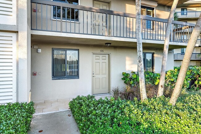 Building Photo - 601 S Seas Dr