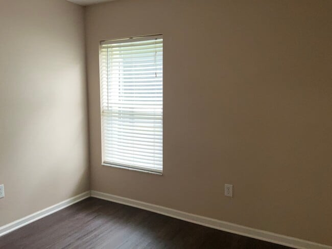 Building Photo - 5243 Algerine Pl