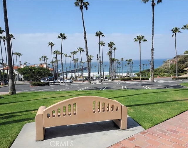 Building Photo - 418 Avenida Santa Barbara