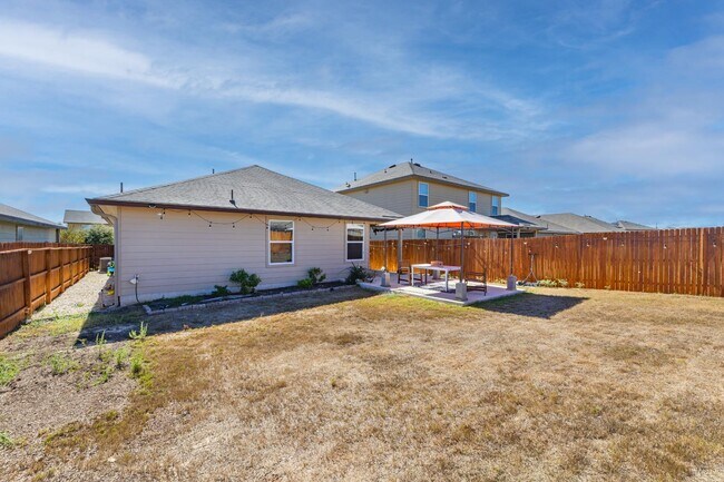 Building Photo - 13026 Maestro Spark