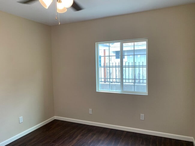 Building Photo - Cute and Spacious 1+1  ADU Apartment in Pa...
