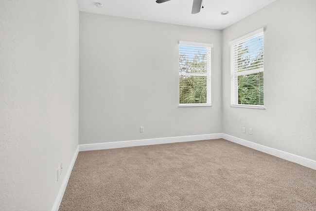 Building Photo - 4527 Cadiz Cir