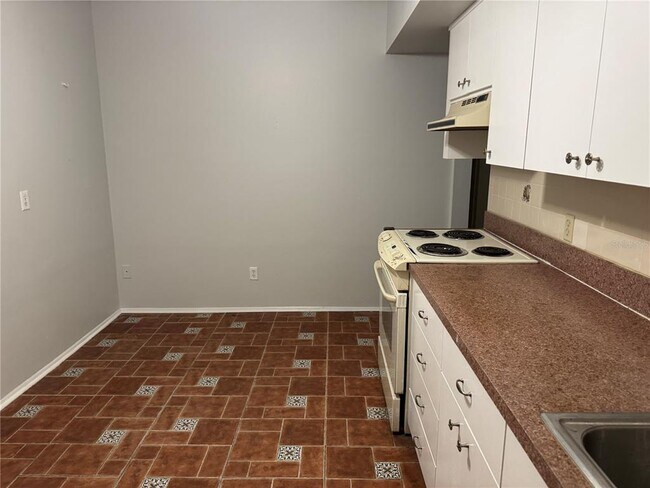 Building Photo - 4990 80th St N