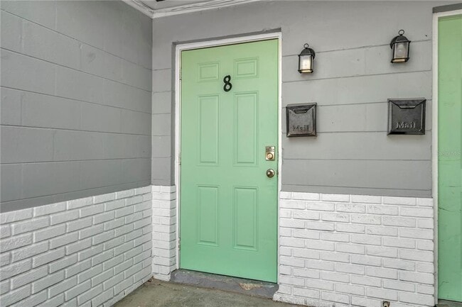 Building Photo - 6701 S West Shore Blvd