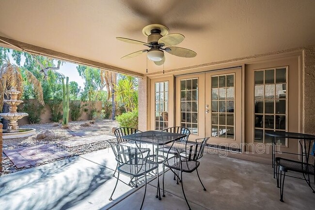 Building Photo - 10527 E Fanfol Ln