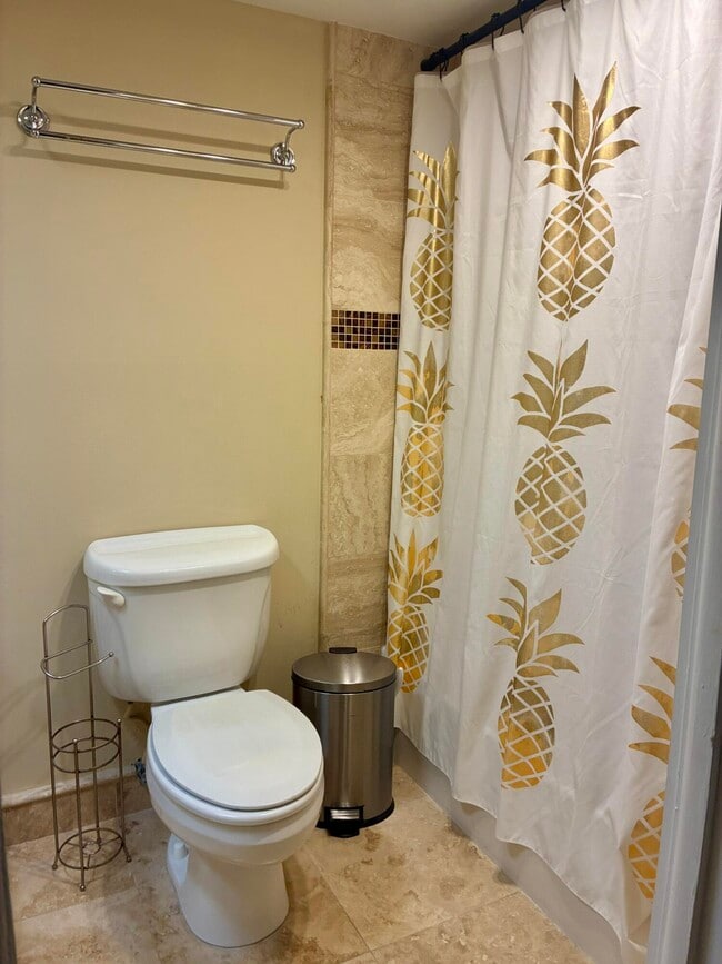 Building Photo - 2691 S Course Dr