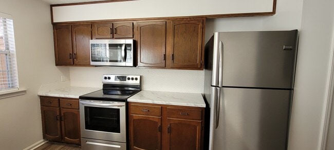 Building Photo - 5577 Clover Rise Ln