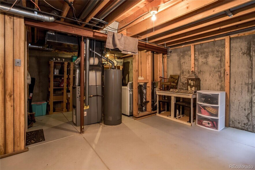 Building Photo - 2862 W Long Dr