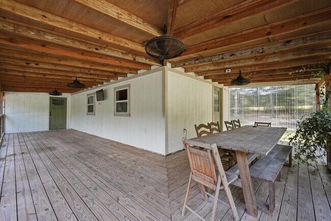 Building Photo - 163 Tim Boland Rd