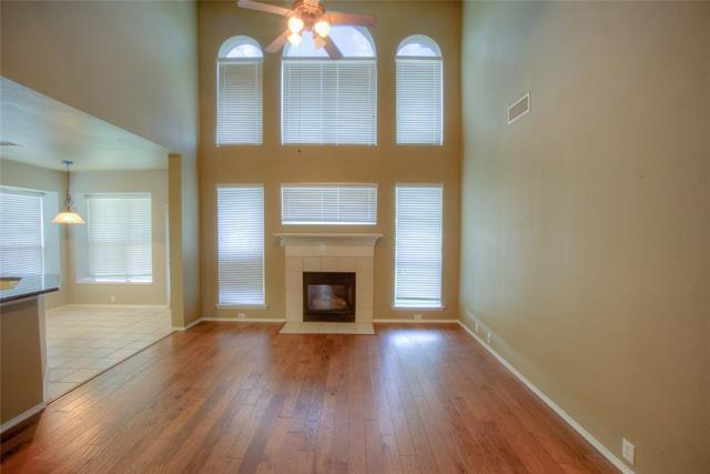 Building Photo - 11161 Balcones Dr