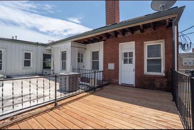 Building Photo - 4419 S Kingshighway Blvd