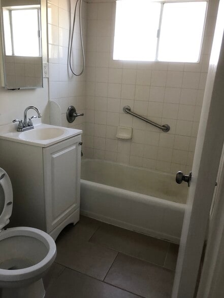 Restroom - 7223 Washington Ave