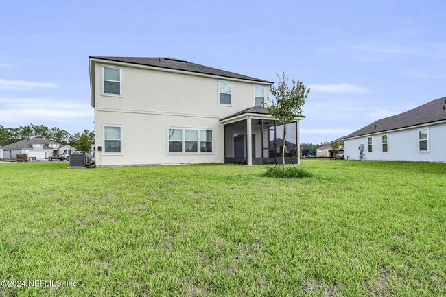 Building Photo - 660 Narvarez Ave