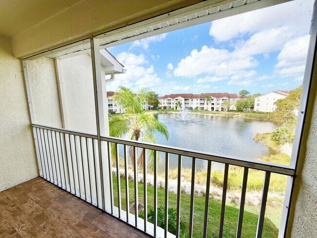 Building Photo - ** ST. CROIX ** 1 BED / 1 BATH - CONDO - GATED COMMUNITY - NORTH NAPLES - ANNUAL RENTAL