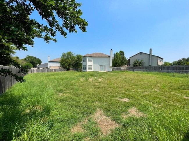 Building Photo - 2812 High Point Cove