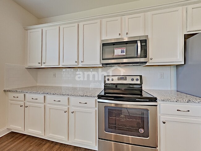 Building Photo - 118 White Ash Dr