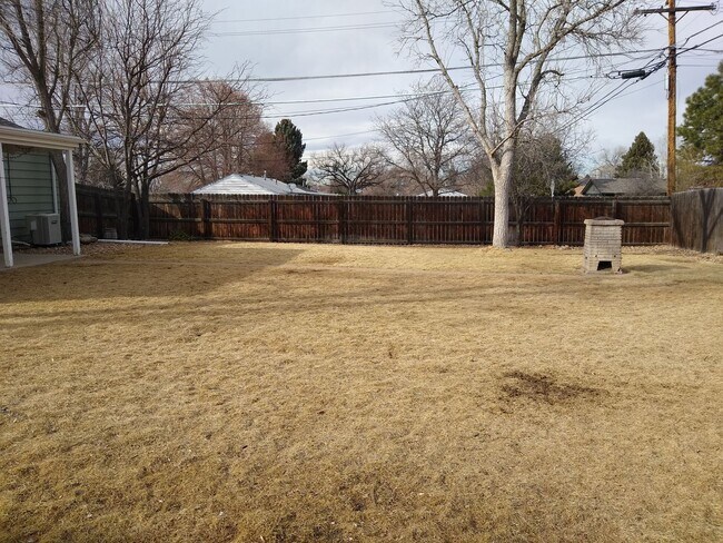 Building Photo - University Hills  Adorable 2 Bed 1 Bath Home with HUGE Fenced Yard, Central Air/Heat, Garage and ...