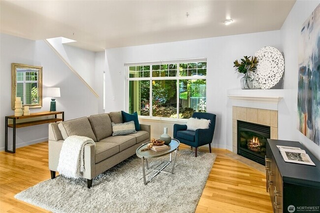 Building Photo - 959 232nd Ln NE