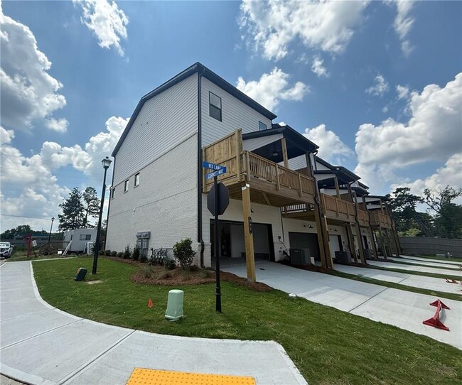 Building Photo - 409 Nix Ln