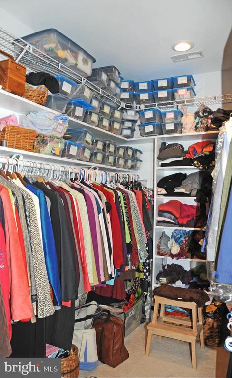 Building Photo - 2010 N Westmoreland St